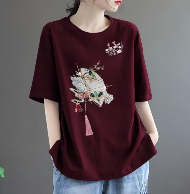 লেডিস ড্রপ সোলডার টি-শার্ট ম্যাজেন্টা কালার- ডিএফটি চেস্ট-প্রিন্ট