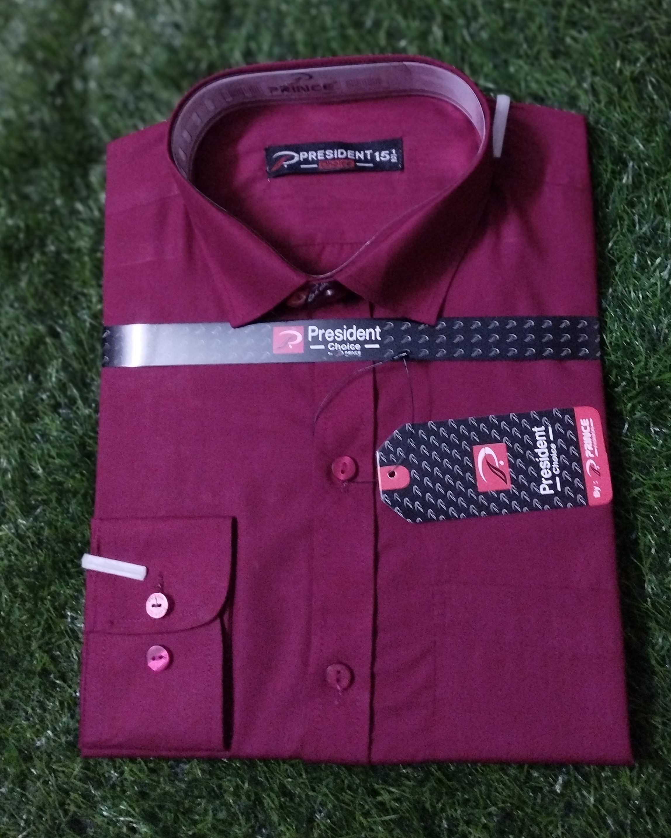 ছেলেদের এক্সক্লুসিভ ফরমাল শার্ট ফুল হাতা – গাঢ় মেরুন কালার