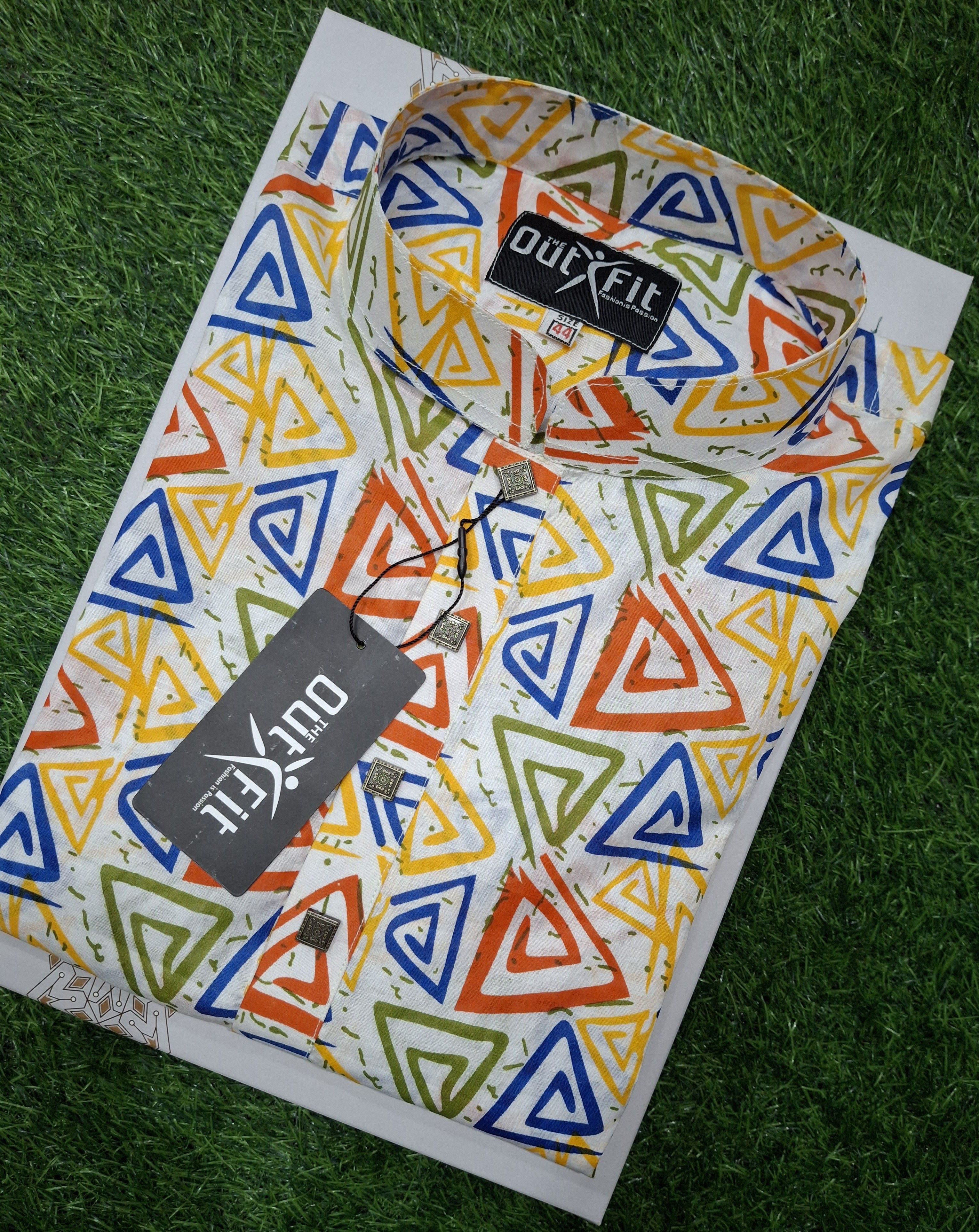 আড়ং কটন পাঞ্জাবি অল-ওভার প্রিন্ট  - Exclusive Long Sleeve  Panjabi With aop print