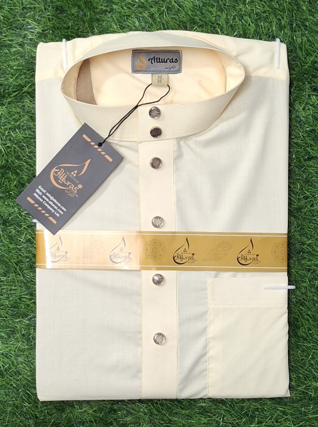 এরাবিক জুব্বাহ (কলিদার) ক্রীম কালার এবং চায়না টরে প্রেসিডেন্ট কাপড়।