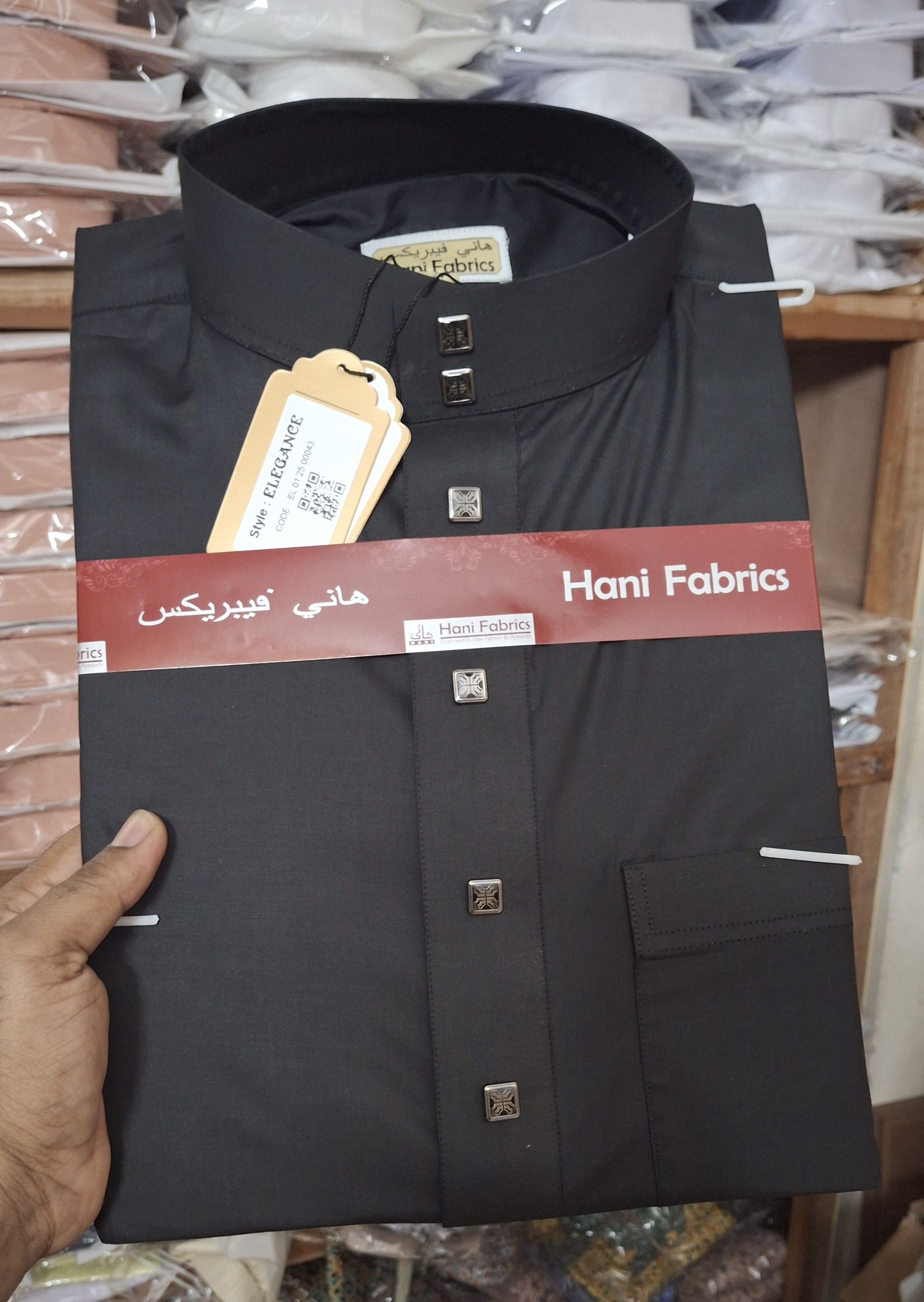 এরাবিক জুব্বাহ (কলিদার) কালো কালার এবং কোরিয়ান মাইক্রো কাপড়।