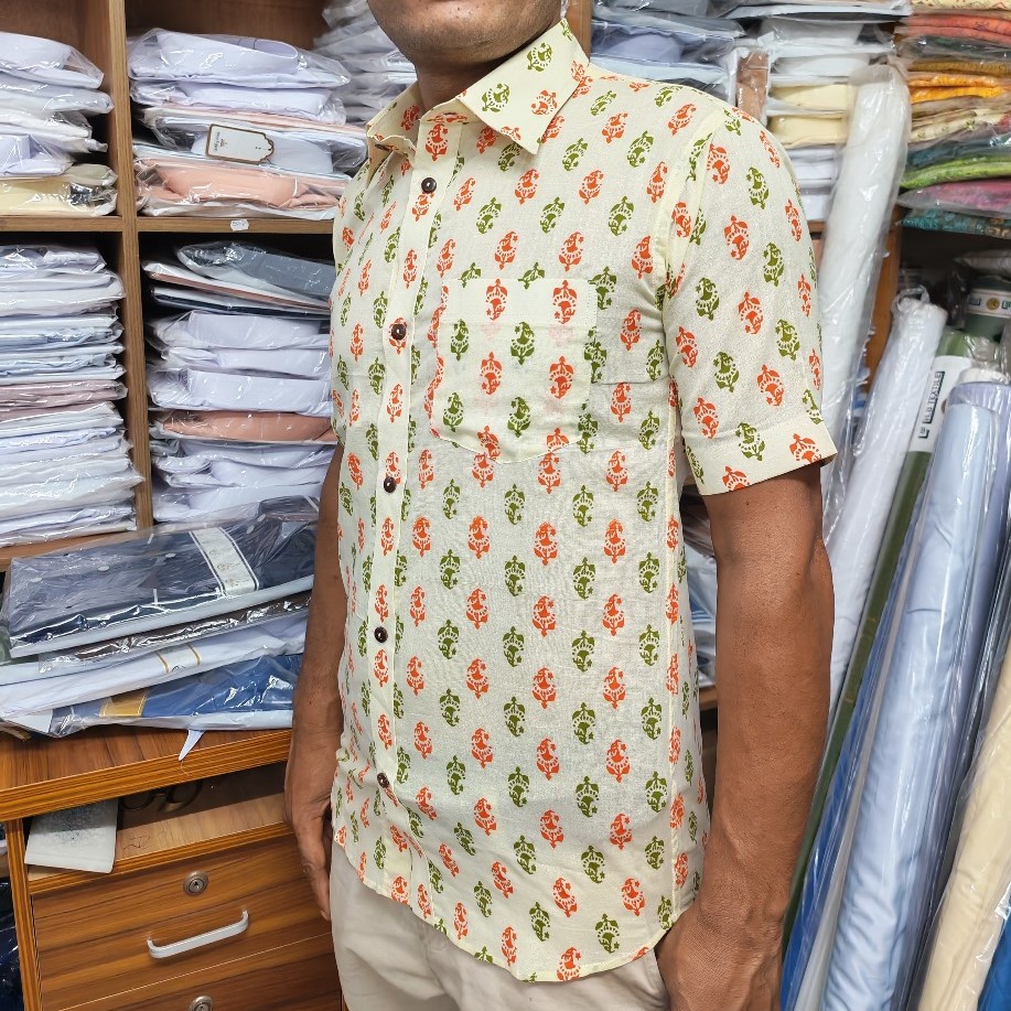 ছেলেদের জন্য হাল্কাকা কালার প্রিন্টেড শর্ট স্লিভ শার্ট – আরামদায়ক আড়ং কটন কাপড়