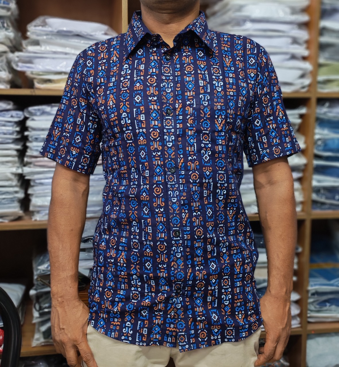 ছেলেদের জন্য কালার প্রিন্টেড শর্ট স্লিভ শার্ট – আরামদায়ক আড়ং কটন কাপড়