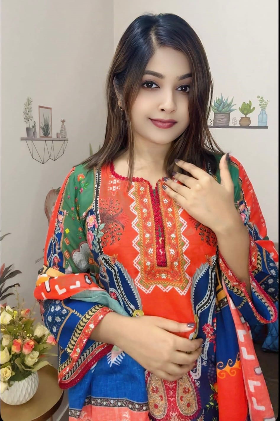 লেডিস থ্রি-পিস – মাল্টিকালার প্রিন্টেড ডিজাইন