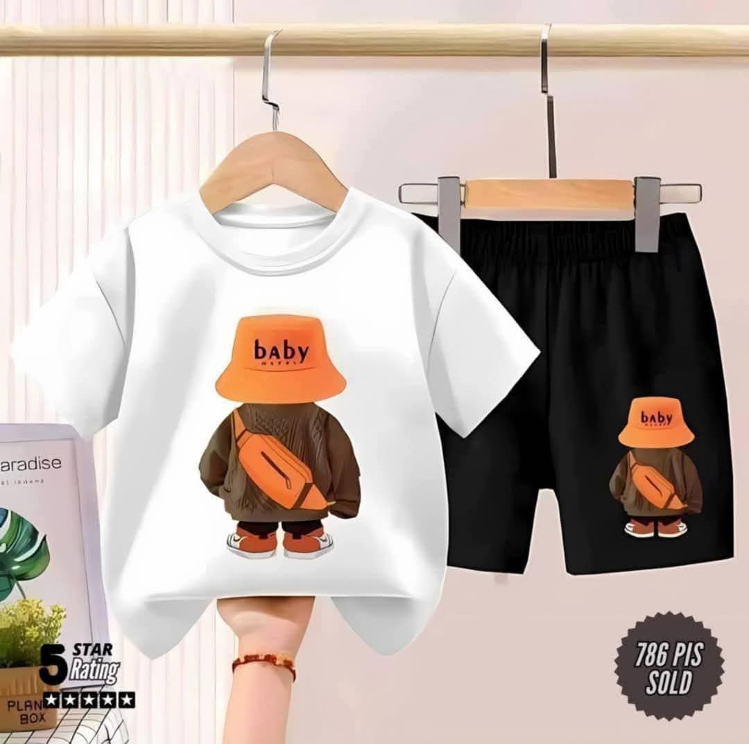 ছেলে বাবুদের স্টাইলিশ সফ্ট কটন গেঞ্জি এবং প্যান্ট সহ ৫ সেট মাত্র ৯৯৯ টাকা।