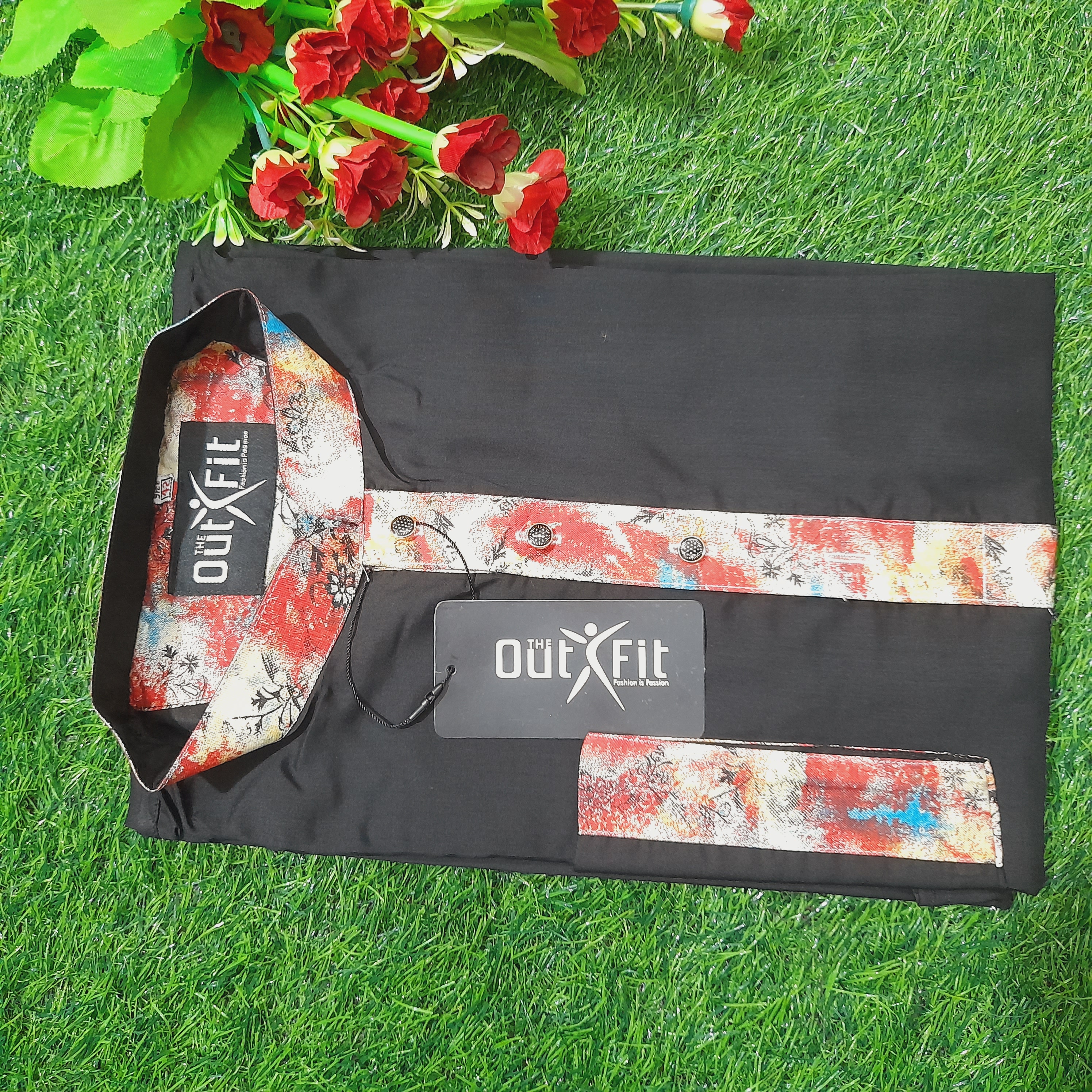 ছেলেদের এক্সক্লুসিভ কালো পাঞ্জাবি সাথে প্রিন্টেড ফাব্রিকস কলার