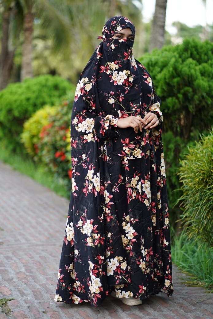 স্টাইলিশ এবং পরিপূর্ণ পর্দার জন্য সফট লিলেন ফেব্রিকের নিকাব খিমার।